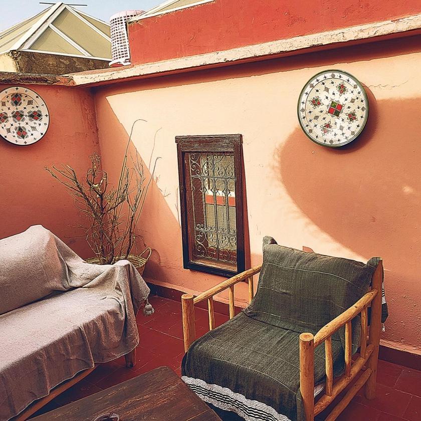Riad Traditionnel De Charme 3 Chambres Marrakesh Exterior photo